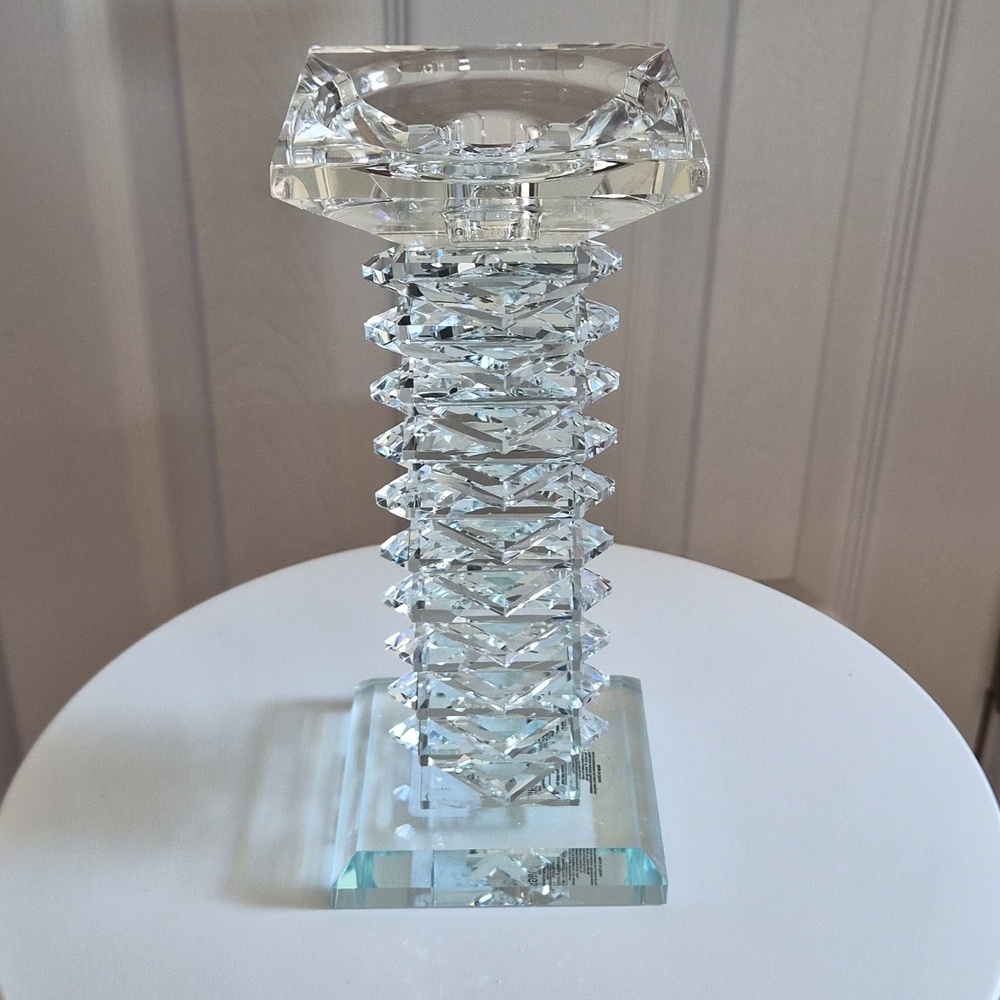 Crystal Eye Votive Candle Holder – Clear Geometric Prism Luxury Decor - Picture 3 of 17